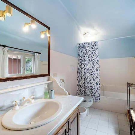 Holiday home La Vignetta Con Giardino