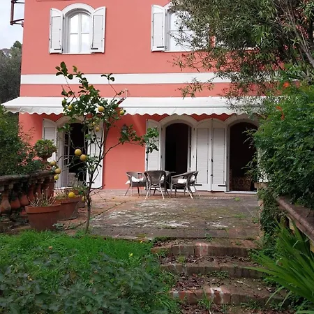 La Vignetta Con Giardino Alassio